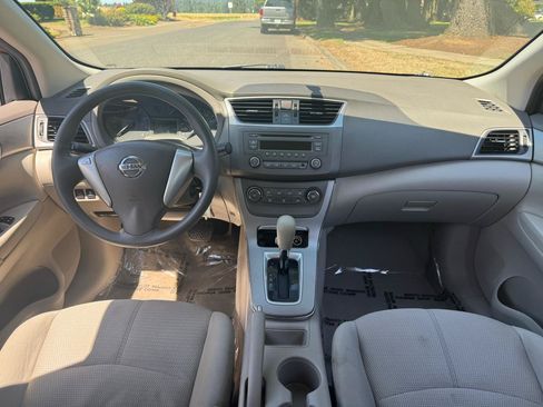Used 2014 Nissan Sentra S FWD image 13