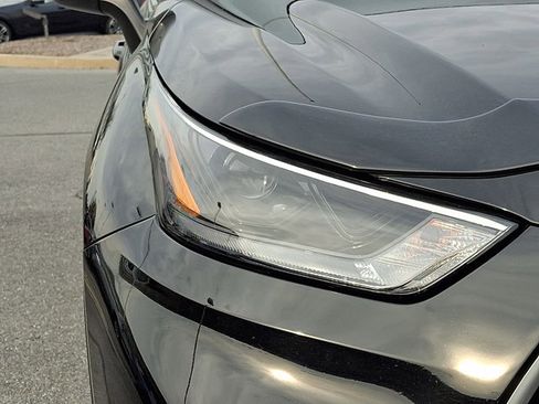 Used 2022 Toyota Highlander XLE image 9