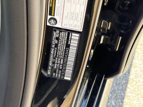 Used 2022 Mercedes-Benz E 350 4MATIC Sedan image 37