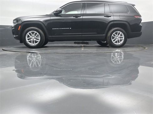 New 2025 Jeep Grand Cherokee L Laredo w/ Luxury Tech Group I image 43