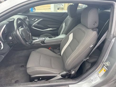 Used 2023 Chevrolet Camaro LT RWD image 17