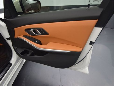 New 2024 BMW 330i Sedan w/ Convenience Package image 16