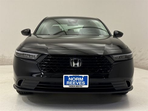 Certified 2025 Honda Accord LX image 3