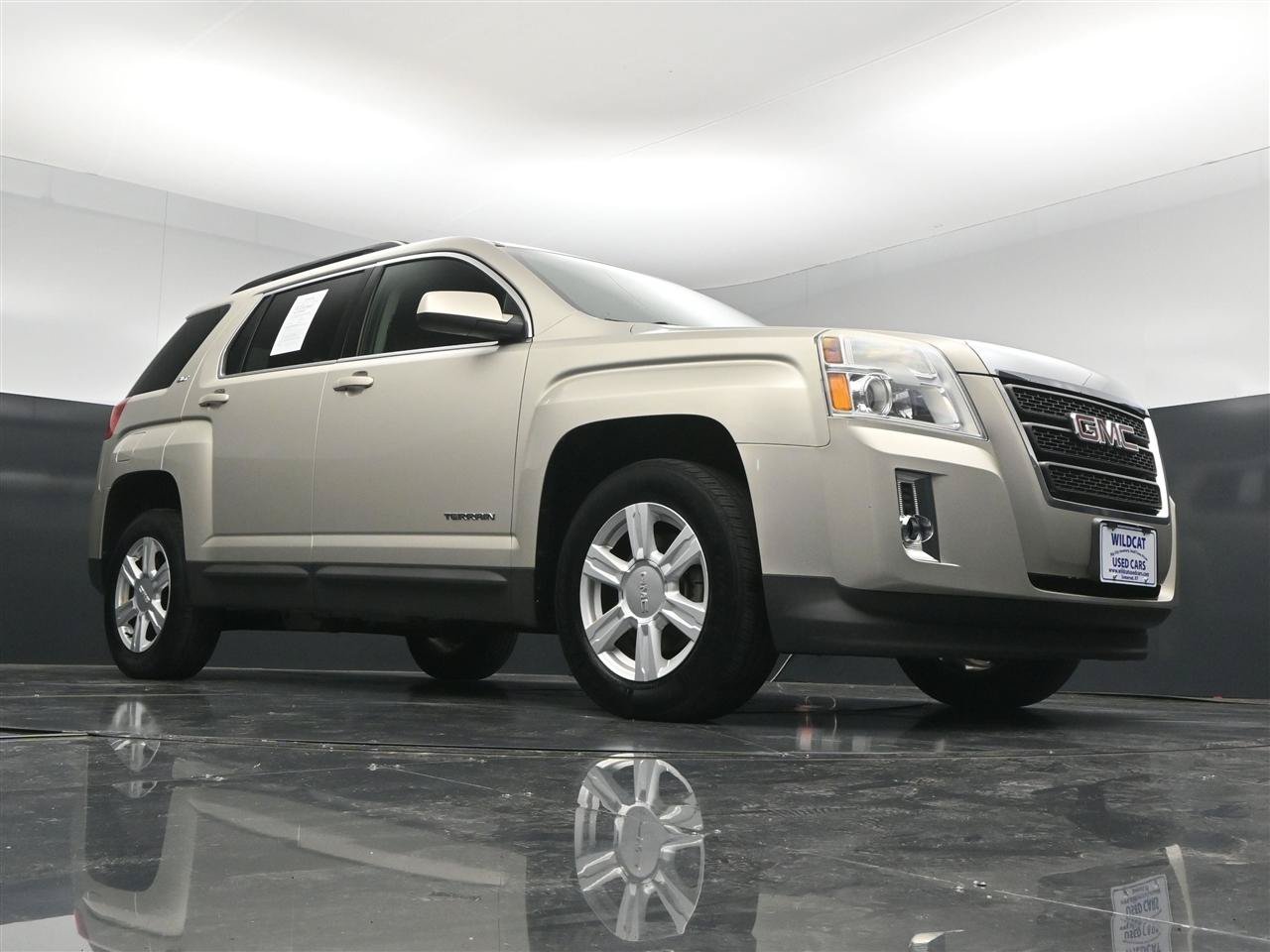 Used 2015 GMC Terrain SLT w/ Safety Package FWD image 29