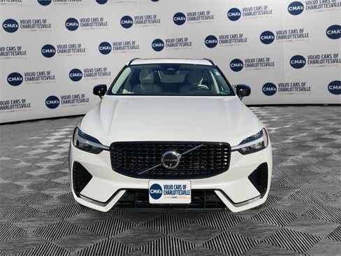 Certified 2024 Volvo XC60 B5 Plus image 8