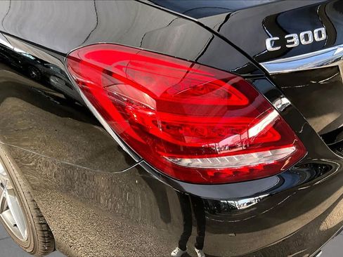 Used 2015 Mercedes-Benz C 300 4MATIC Sedan image 29