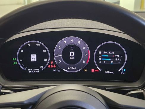 Used 2024 Porsche Cayenne image 26