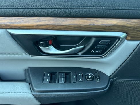Used 2020 Honda CR-V EX-L image 11