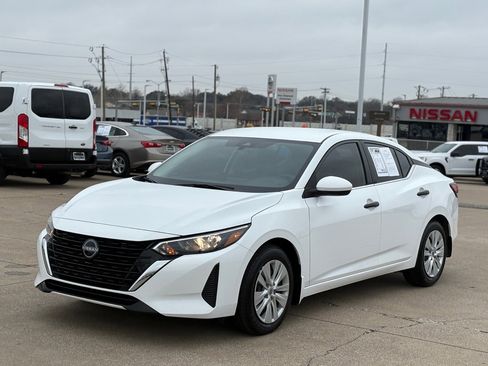 Certified 2025 Nissan Sentra S image 3