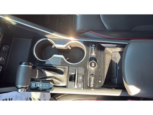 Used 2023 Kia K5 GT FWD image 16