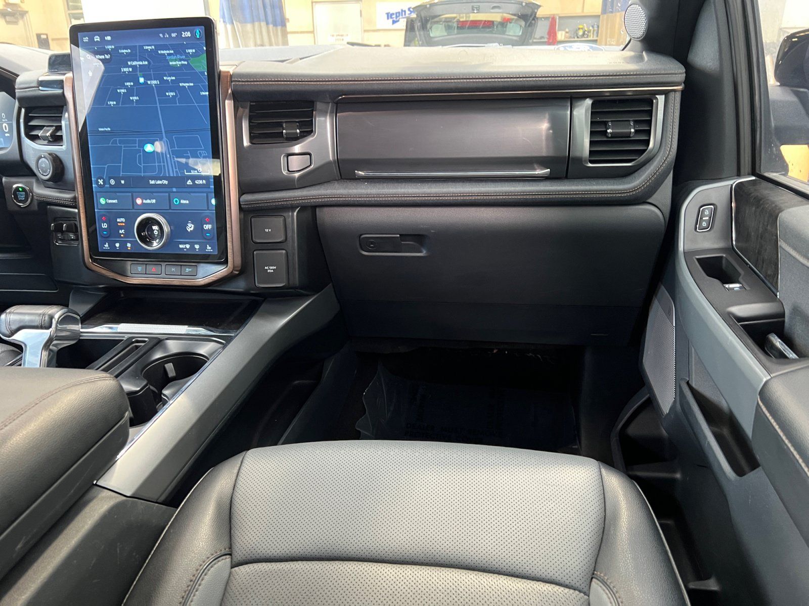 Used 2022 Ford F150 Lightning Lariat w/ Tow Technology Package AWD/4WD image 28