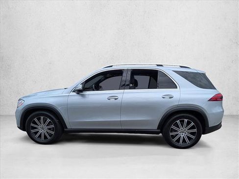 Used 2025 Mercedes-Benz GLE 350 4MATIC image 9