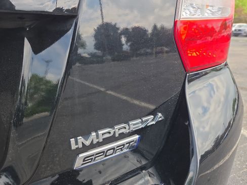 Used 2012 Subaru Impreza 2.0i Sport Limited w/ Popular Pkg 1 AWD/4WD image 7