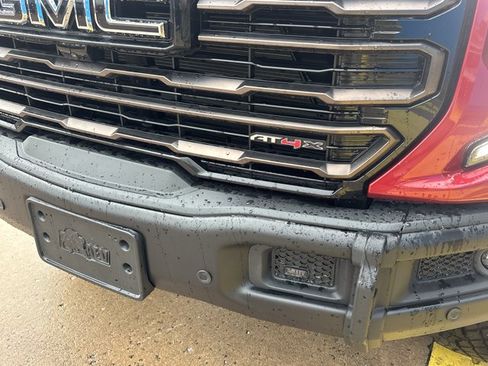 New 2026 GMC Sierra 1500 AT4X w/ LPO, Black Badging Package AWD/4WD image 11