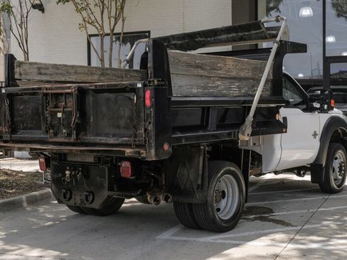Used 2015 Ford F550 4x4 Regular Cab Super Duty image 9