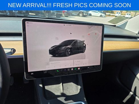 Used 2022 Tesla Model 3 Long Range AWD/4WD image 9