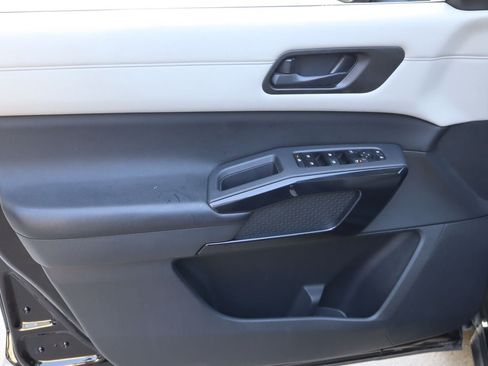 Used 2023 Nissan Pathfinder SV FWD image 21