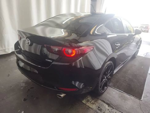 Used 2025 MAZDA MAZDA3 s FWD image 3