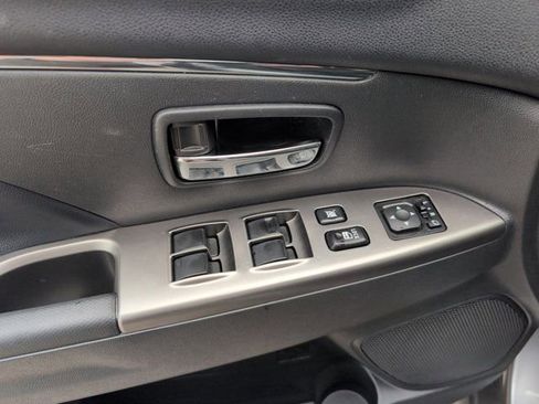 Used 2025 Mitsubishi Outlander Sport AWD image 13