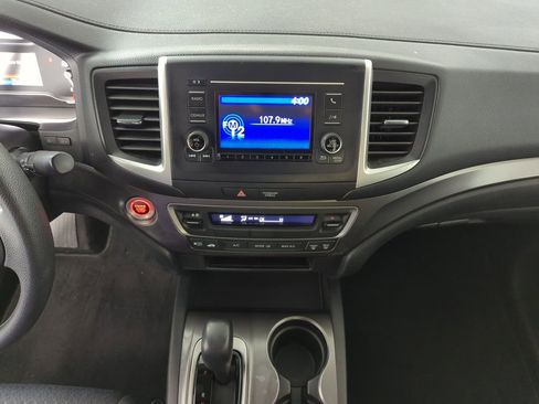 Used 2017 Honda Ridgeline RT image 14