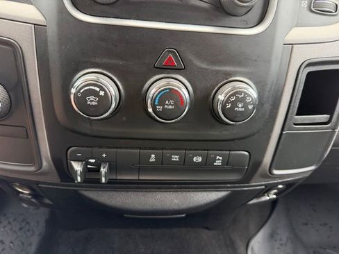 Used 2016 RAM 2500 Tradesman w/ Chrome Appearance Group AWD/4WD image 20