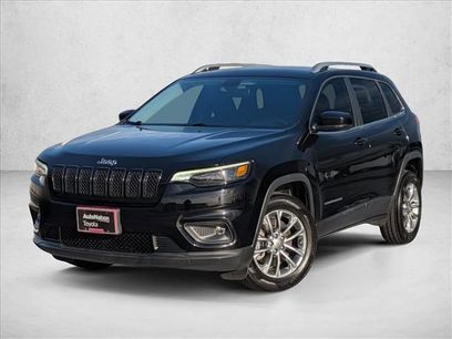 Used 2019 Jeep Cherokee Latitude Plus w/ Comfort/Convenience Group