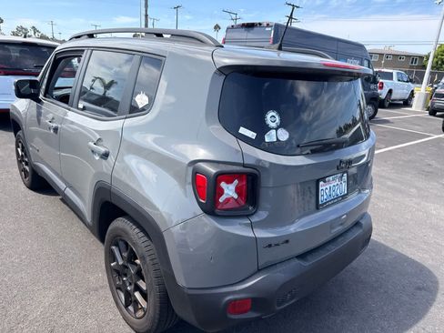 Used 2019 Jeep Renegade Altitude w/ Quick Order Package 22M AWD/4WD image 23