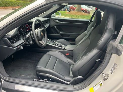 Used 2024 Porsche 911 Carrera 4S AWD/4WD image 6