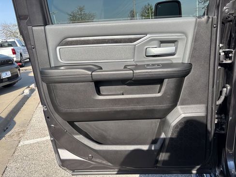 Used 2023 RAM 3500 Big Horn w/ Safety Group image 36