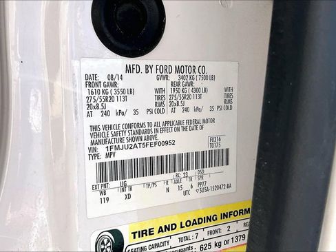 Used 2015 Ford Expedition Limited w/ Equipment Group 301A AWD/4WD image 36