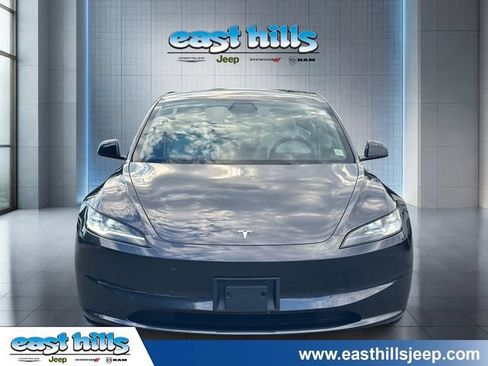 Used 2025 Tesla Model 3 Long Range AWD/4WD image 2