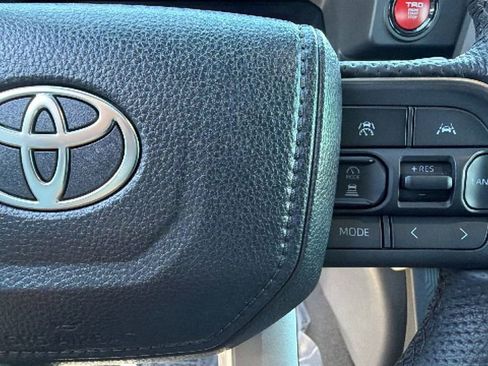 Used 2024 Toyota Tacoma TRD Sport image 20