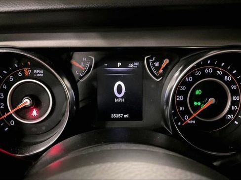 Used 2022 Jeep Gladiator Sport image 21