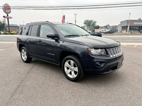 Used 2014 Jeep Compass Latitude AWD/4WD image 8