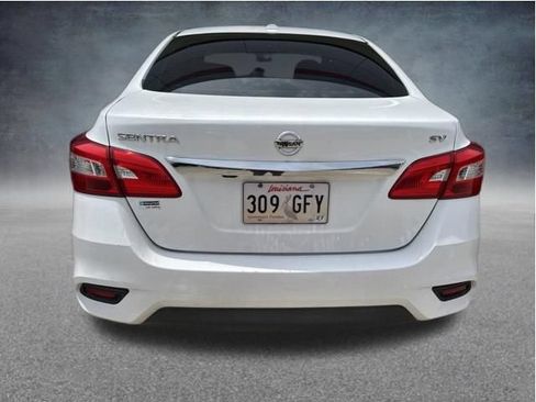 Used 2019 Nissan Sentra SV FWD image 5