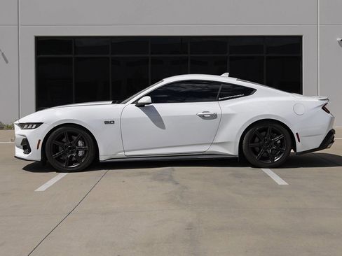 Used 2024 Ford Mustang GT image 6