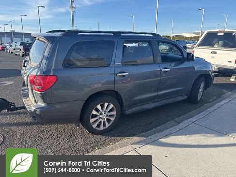 Used 2008 Toyota Sequoia Limited image 16