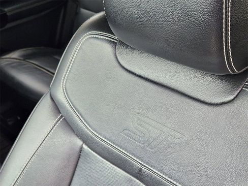 Used 2023 Ford Explorer ST w/ Equipment Group 401A image 14