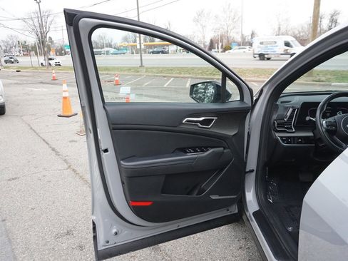 Used 2023 Kia Sportage X-Line w/ X-Line Premium Package image 26