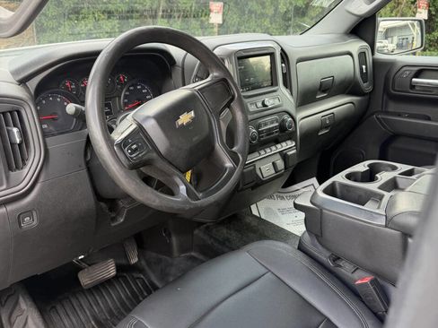 Used 2019 Chevrolet Silverado 1500 W/T w/ WT Convenience Package RWD image 9