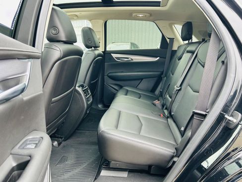 Used 2019 Cadillac XT5 Premium Luxury w/ Driver Assist Package image 30