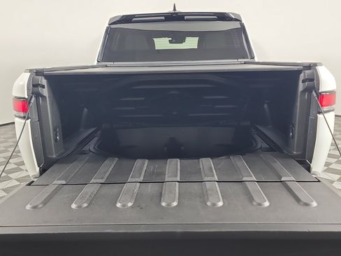 Used 2024 Rivian R1T Adventure AWD/4WD image 15