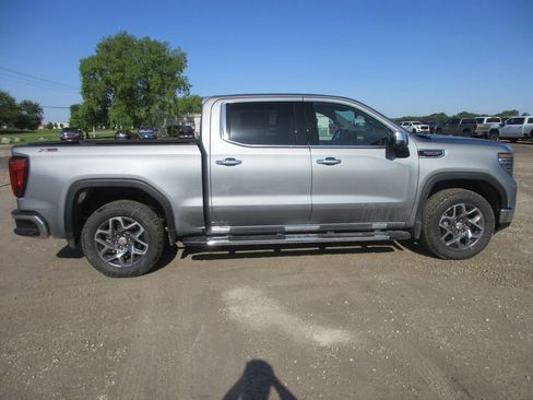 New 2026 GMC Sierra 1500 SLT w/ SLT Premium Plus Package AWD/4WD image 3