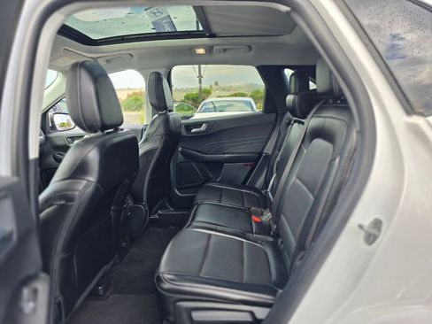 Used 2022 Ford Escape SEL image 15