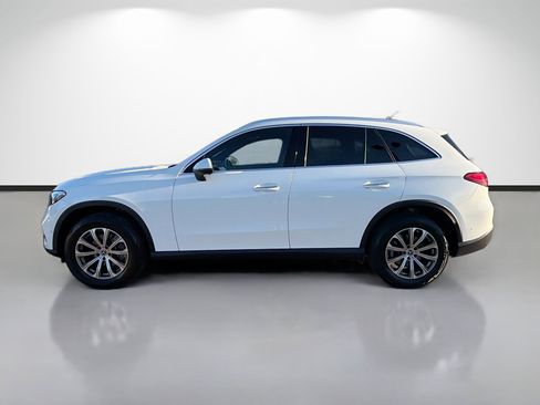 Used 2024 Mercedes-Benz GLC 300 w/ Winter Package image 2