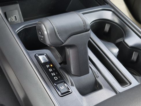 Certified 2025 Ford F150 Lariat AWD/4WD image 18