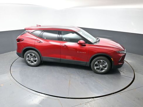 Used 2025 Chevrolet Blazer LT image 15