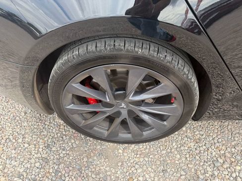 Used 2019 Tesla Model S Performance AWD/4WD image 35