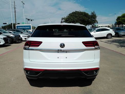 Used 2021 Volkswagen Atlas Cross Sport S FWD image 7