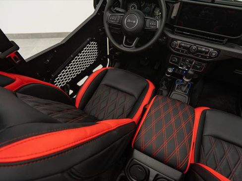 Used 2026 Jeep Wrangler Unlimited Sport image 11